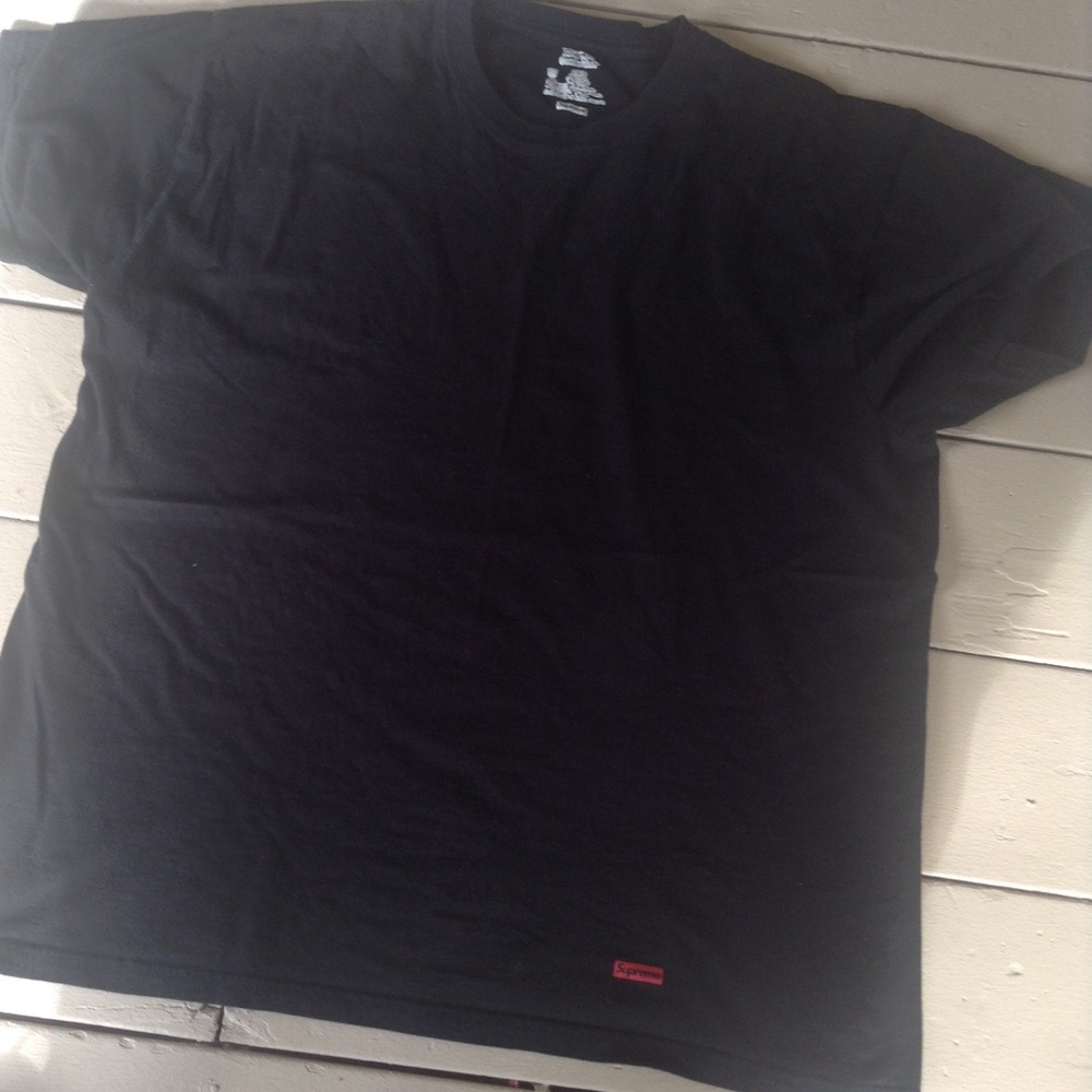 Supreme Hanes Black Tee